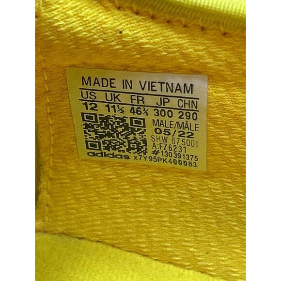 Adidas NMD_R1 V2 All Over Print Yellow Sneakers Size 12 Mens Athletic Shoes - Picture 7 of 12